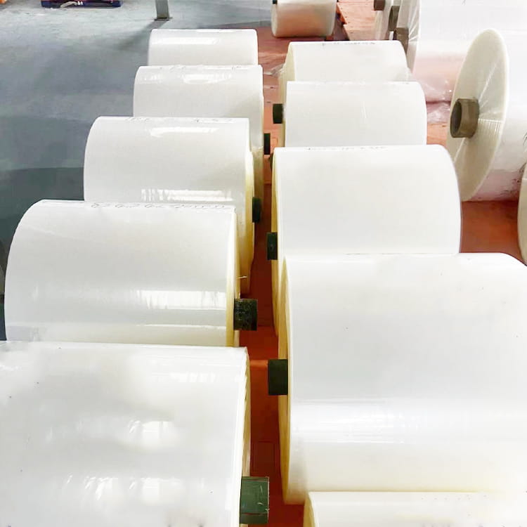 Schlauchförmige transparente Verpackungsfolie